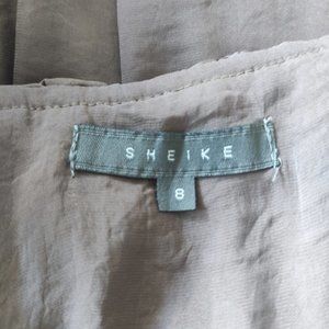 Sheike sleeveless pleated front frill chest top